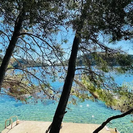 Cosy On The Private - Karbuni Korcula