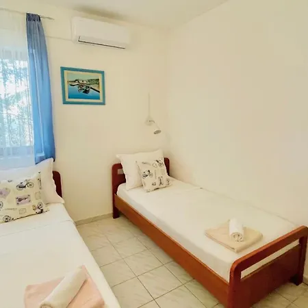 Cosy On The Private - Karbuni Korcula 公寓