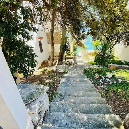 Cosy On The Private - Karbuni Korcula