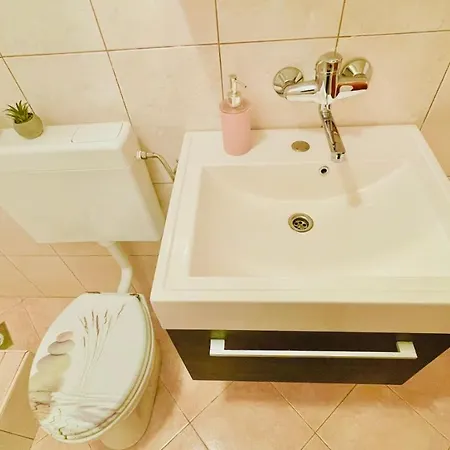 Cosy On The Private - Karbuni Korcula *