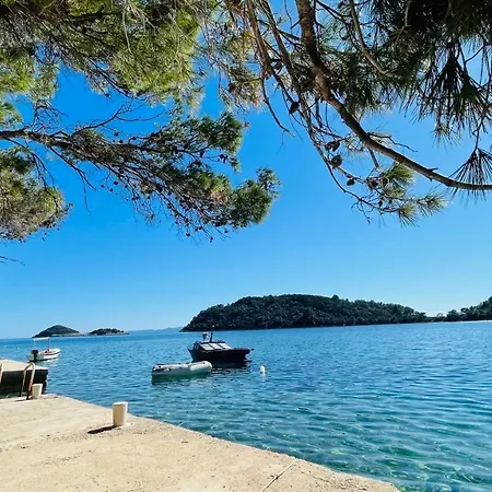 Cosy On The Private - Karbuni Korcula Prižba
